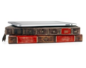BookBook_for_iPad_stack-sixhundred
