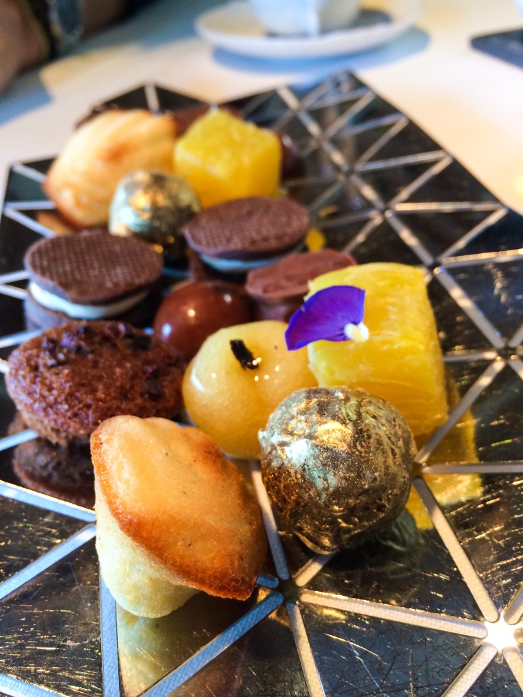 Petits fours